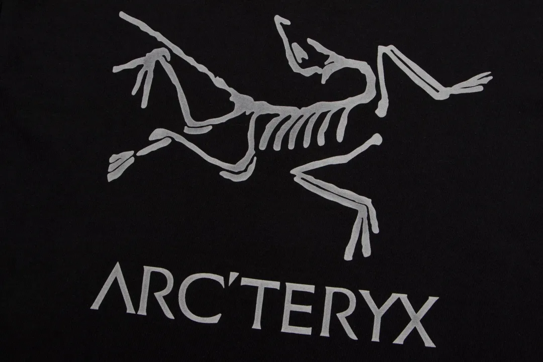 Arc’teryx ARC 23SS T 60 ， g 。 Breathable， ， ， 。 logo ， 。 ， 。 ， ， ， ， 。 Size:XS-L
